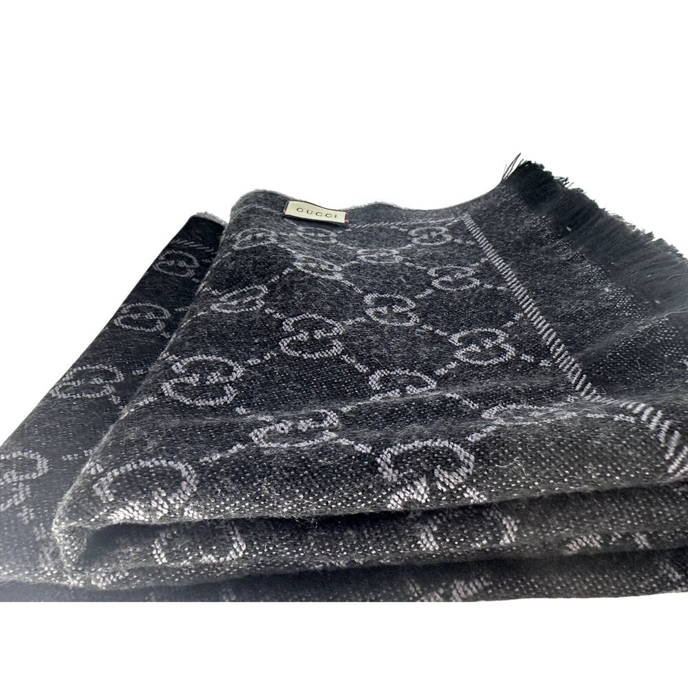 GUCCI GG GREY jacquard pattern knitted scarf BRAND NEW WITH TAGS - Picture 2 of 6